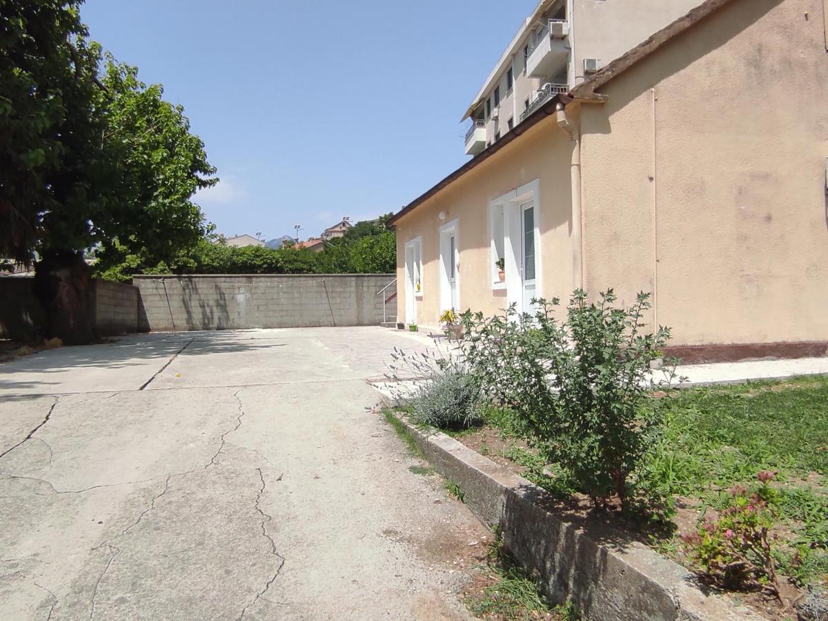 Apartments Zeljka-Dobrota โกตอร์ ภายนอก รูปภาพ