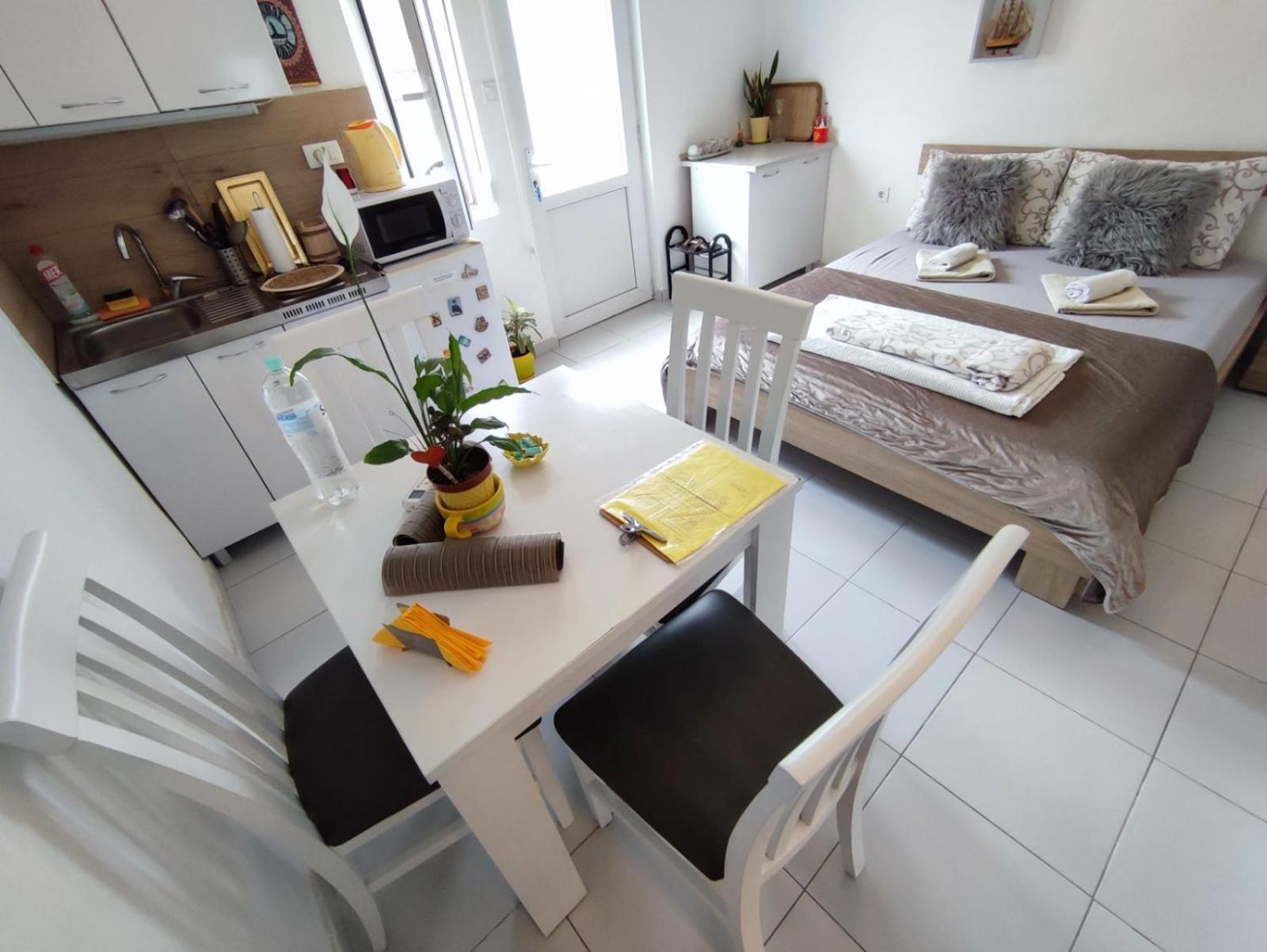 Apartments Zeljka-Dobrota โกตอร์ ภายนอก รูปภาพ